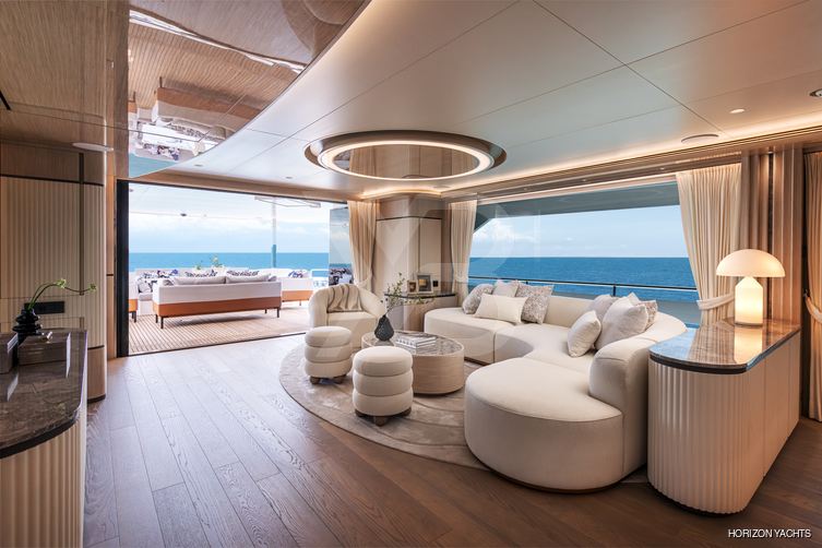FD80 /15 yacht interior 8