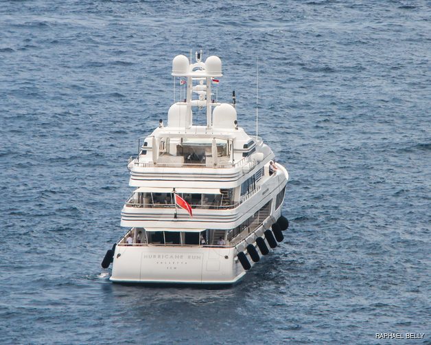 Hurricane Run yacht exterior 6