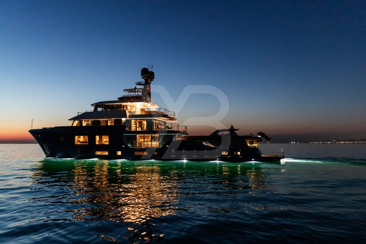 King Benji yacht exterior 23