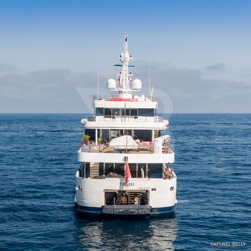 Tribu yacht exterior 6