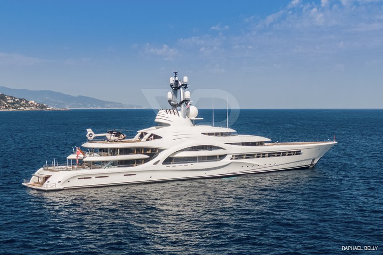 Anna yacht exterior 23