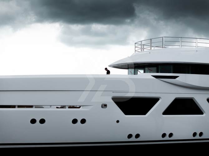 Amels 6008 yacht exterior 5
