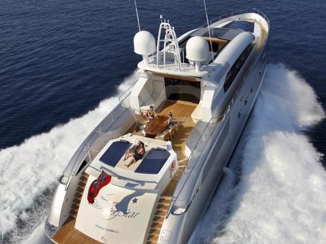 Sparrow yacht exterior 4