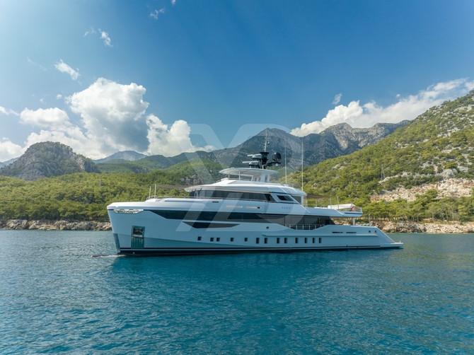 Kasif yacht exterior 16