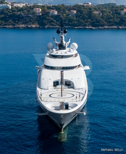 Al Lusail yacht exterior 3