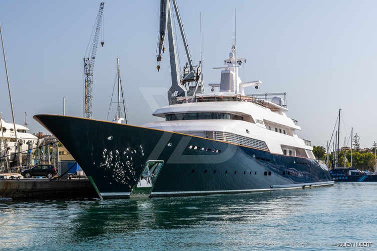 Limitless yacht exterior 21