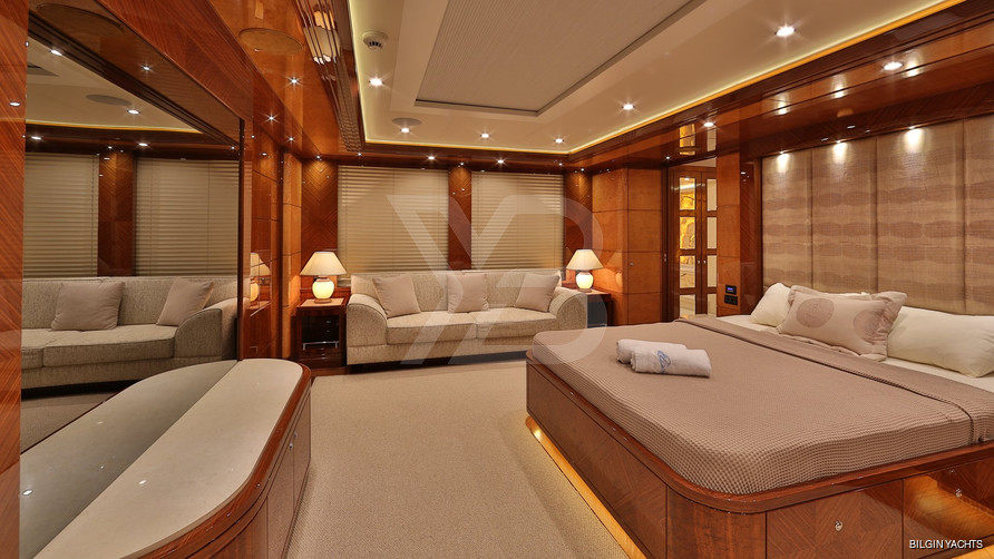 Elada yacht interior 11