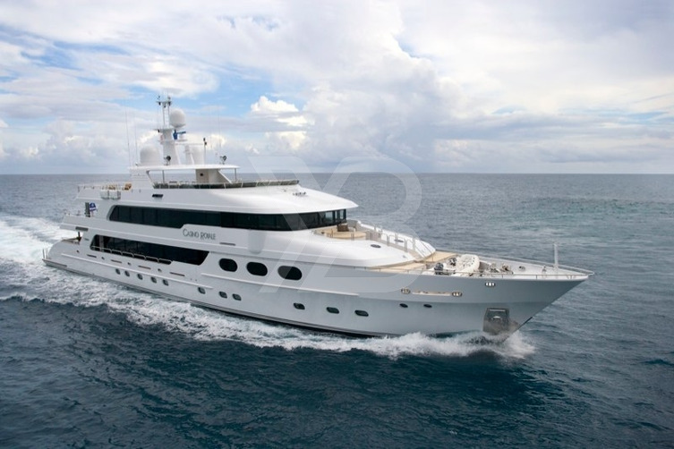 Lady Elaine yacht exterior 8