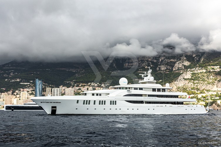 Elements yacht exterior 16