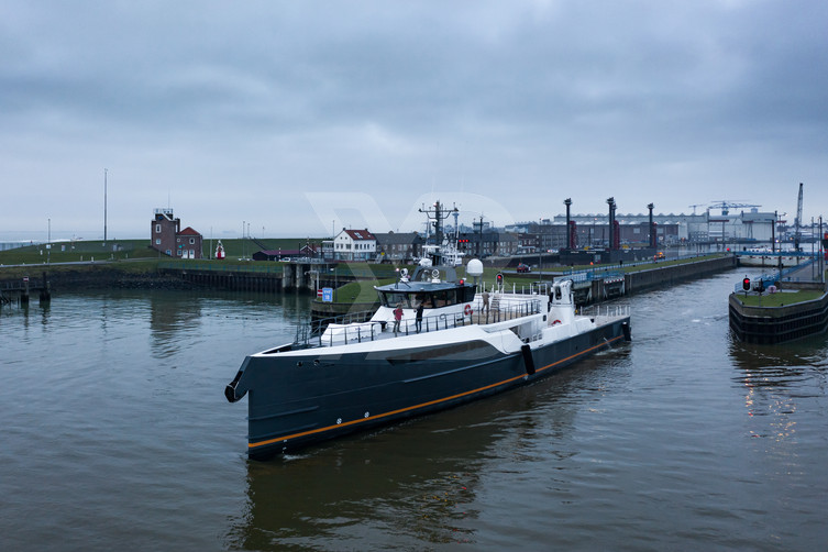 Gene Chaser yacht exterior 7