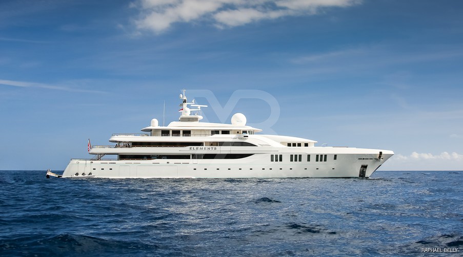 Elements yacht exterior 10