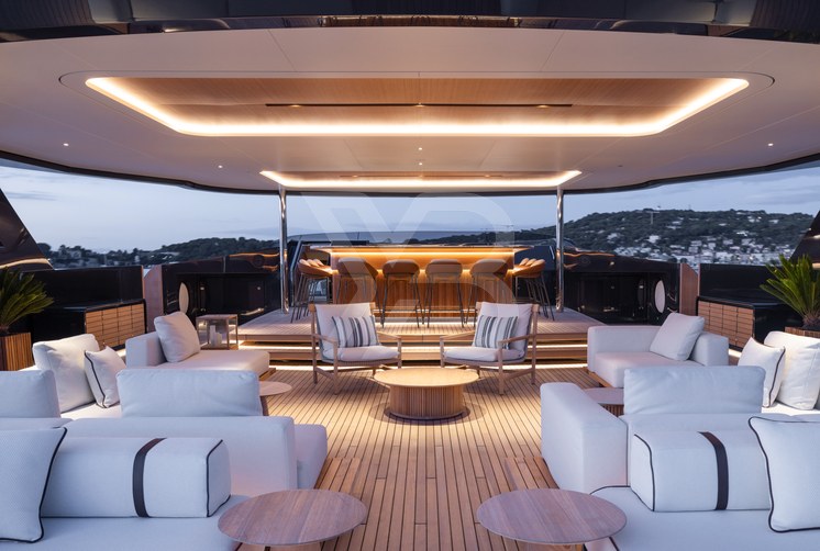 Seawolf X yacht interior 15