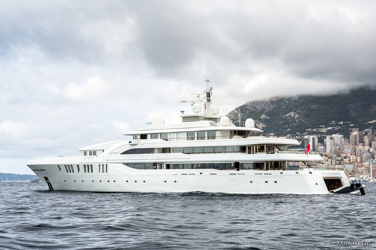 Elements yacht exterior 15