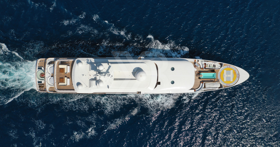 Elements yacht exterior 7