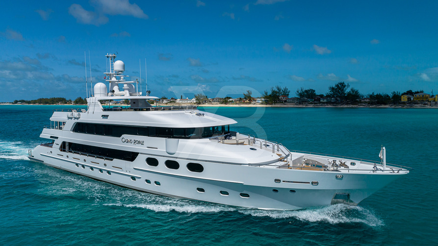 Lady Elaine yacht exterior 2