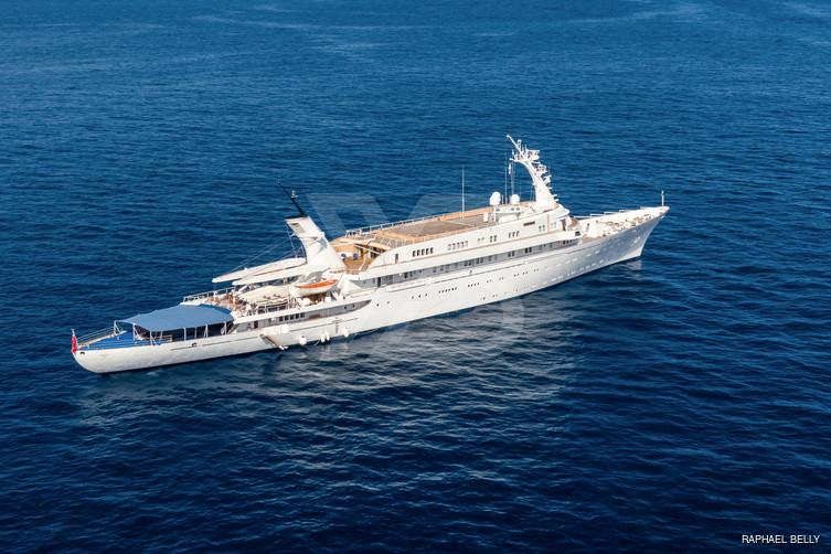 Atlantis II yacht exterior 12