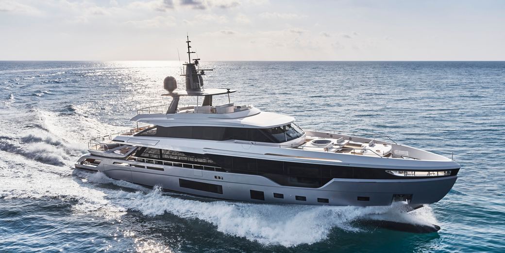 Azimut Grande Trideck