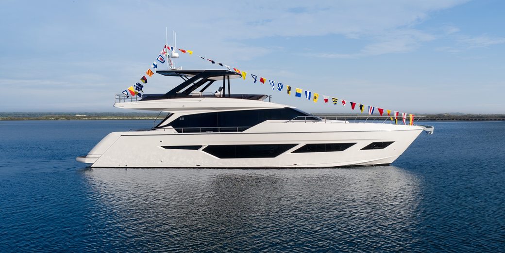 Ferretti 720