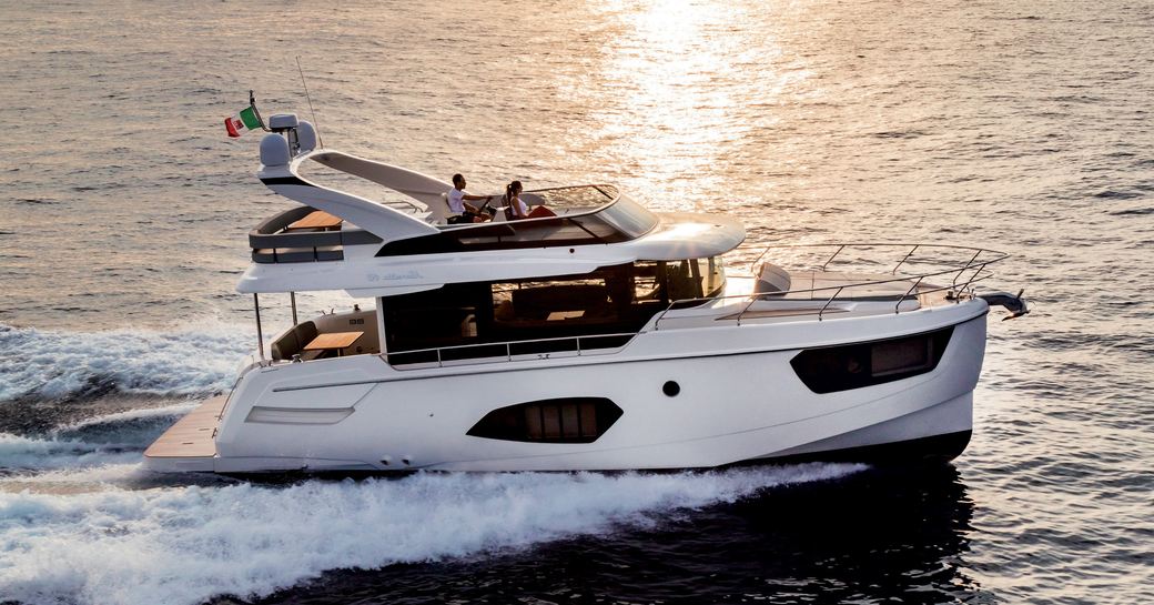 Absolute Navetta 48