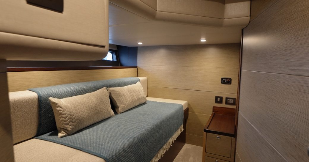 Cockwells-Hardy-50DS-single-cabin