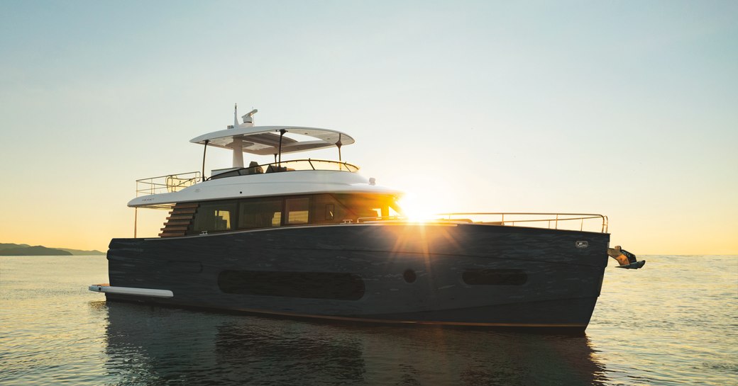 Azimut Magellano 66 design