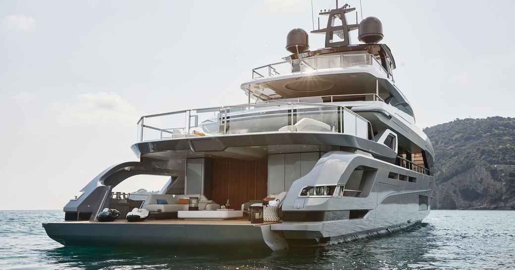 azimut grande trideck