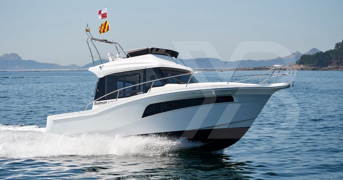 Rodman 1090 Evolution Flybridge Boat