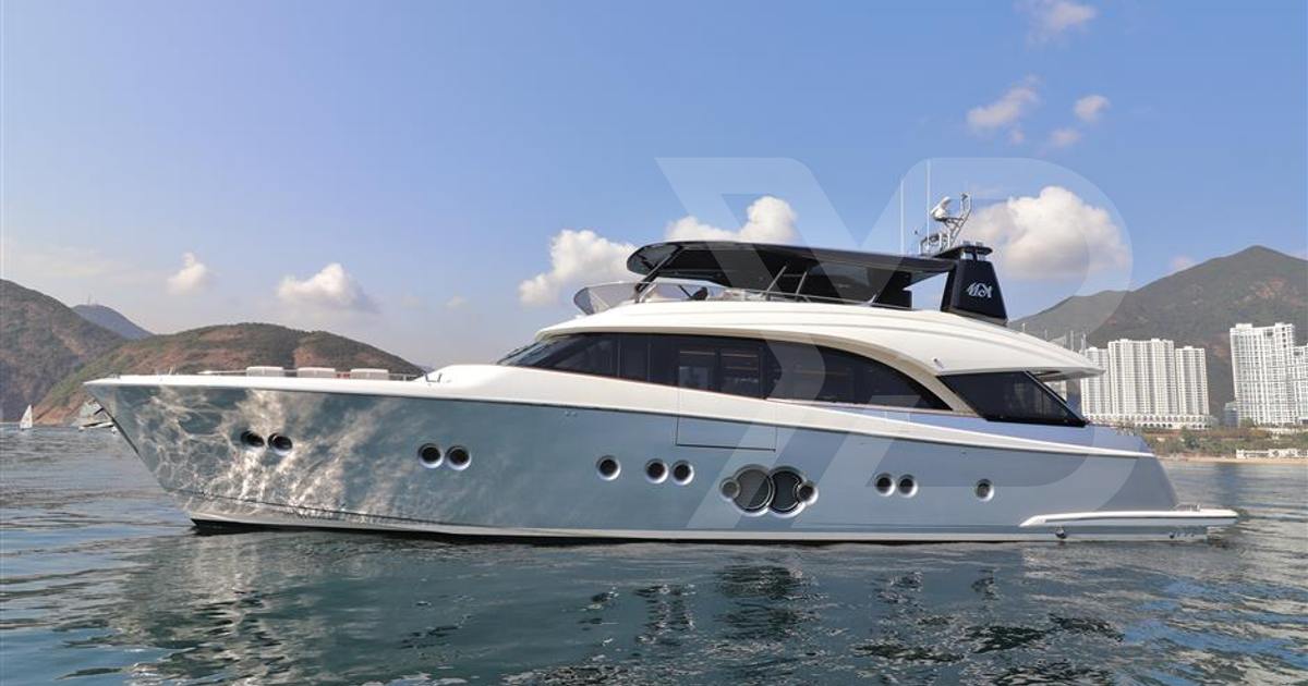 Monte Carlo Yachts creates bespoke MCY 86 yacht for sale | YachtBuyer