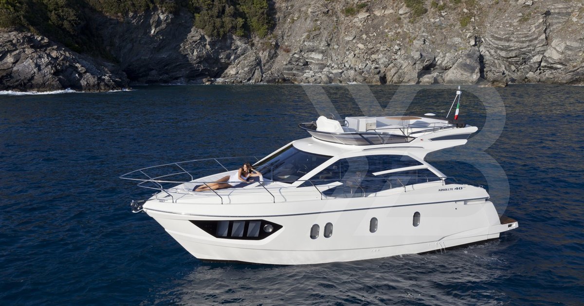 Absolute 40 FLY Yacht (2011 - 2017)