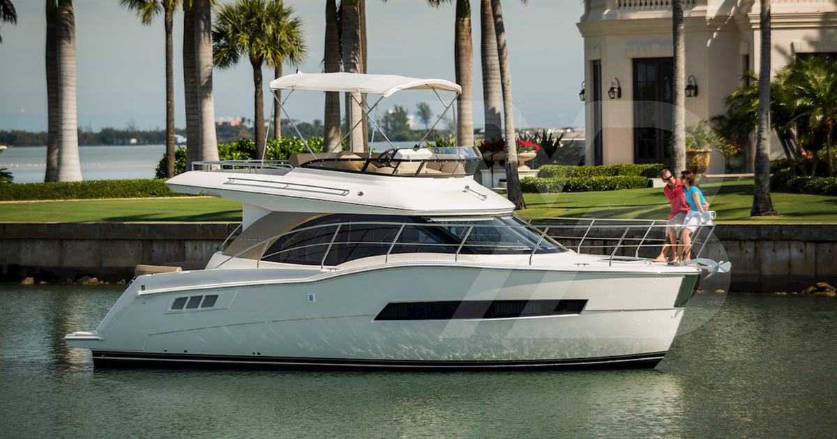 Carver C36 Command Bridge Yacht (2017 - 2021) | YachtBuyer
