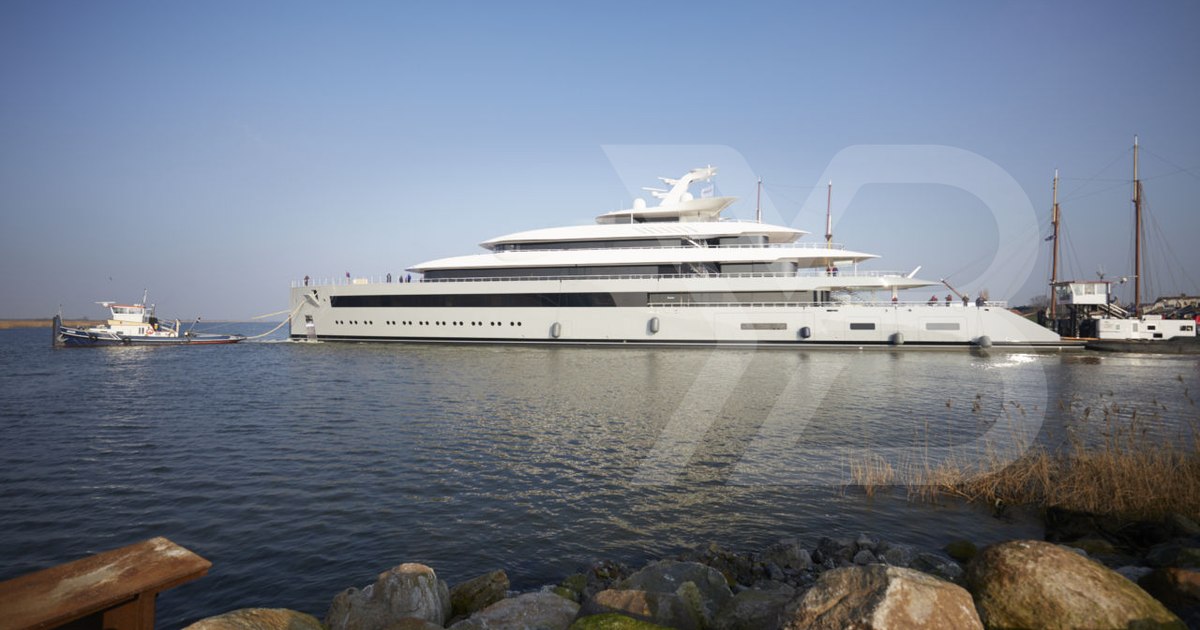 Motor yacht MOONRISE: Feadship Successfully Delivers 100m Superyacht ...