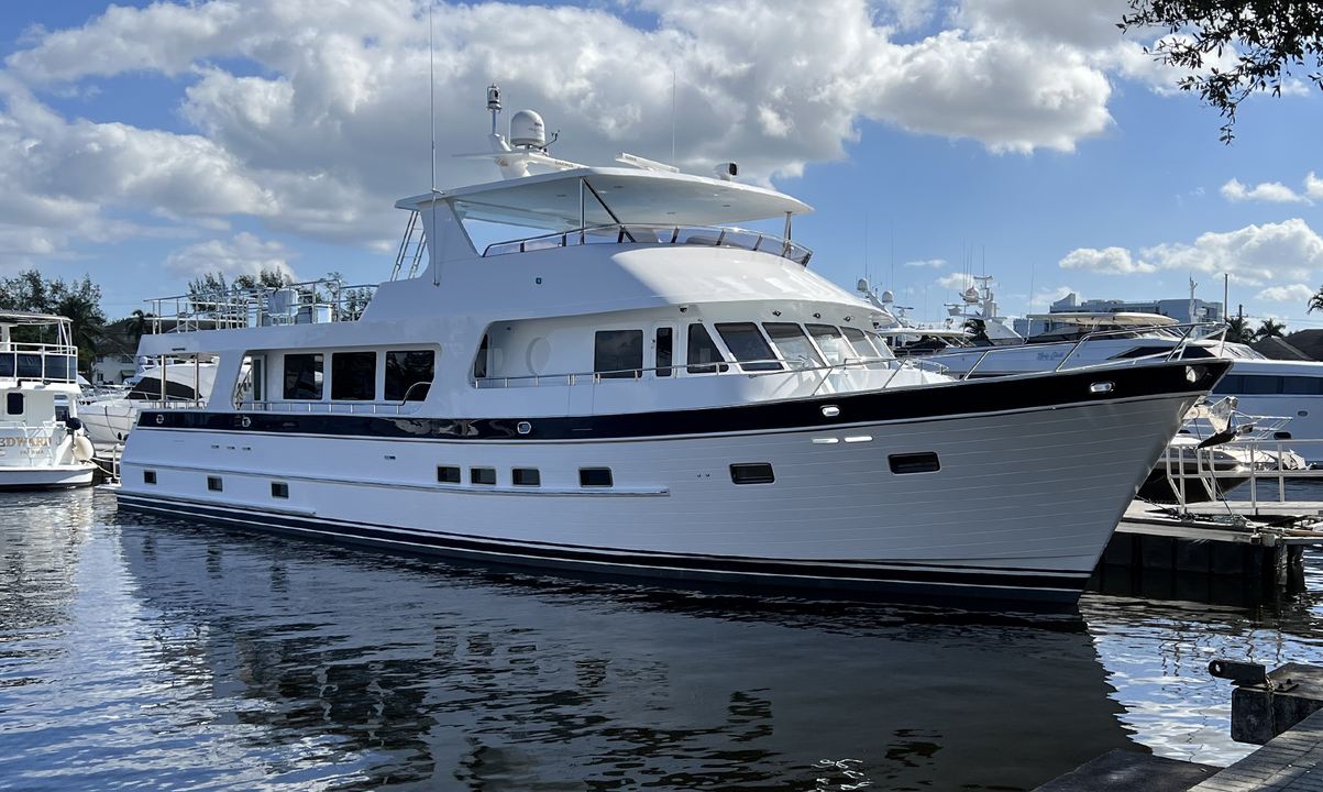 Outer Reef 900 Motoryacht