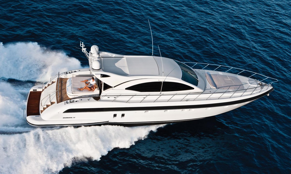 Mangusta 72