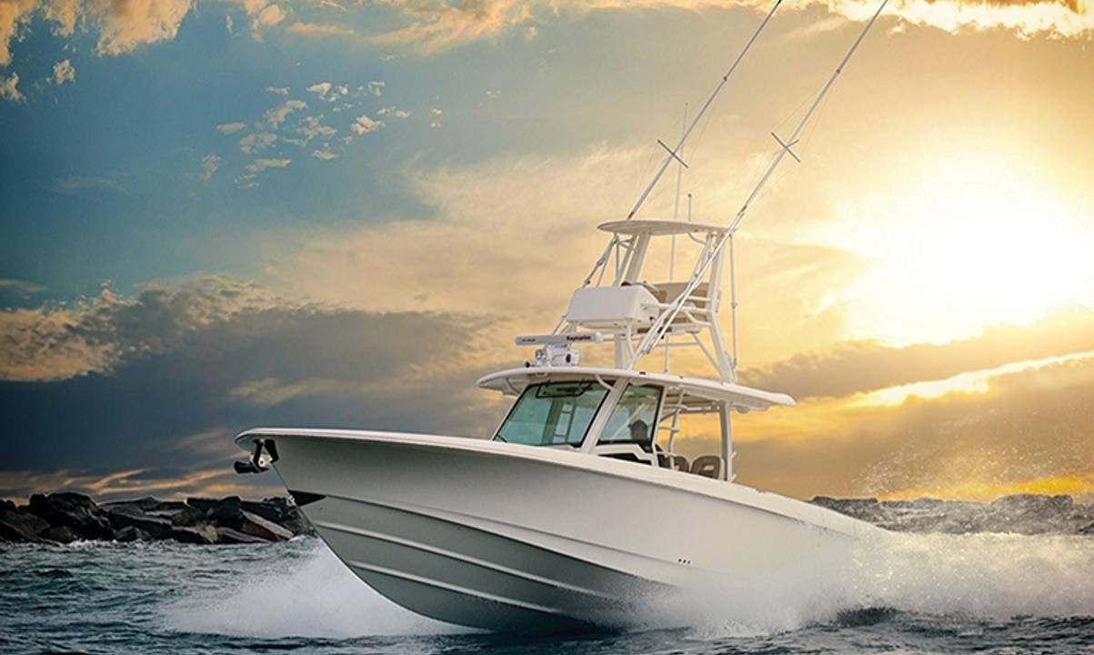 Boston Whaler 380 Outrage