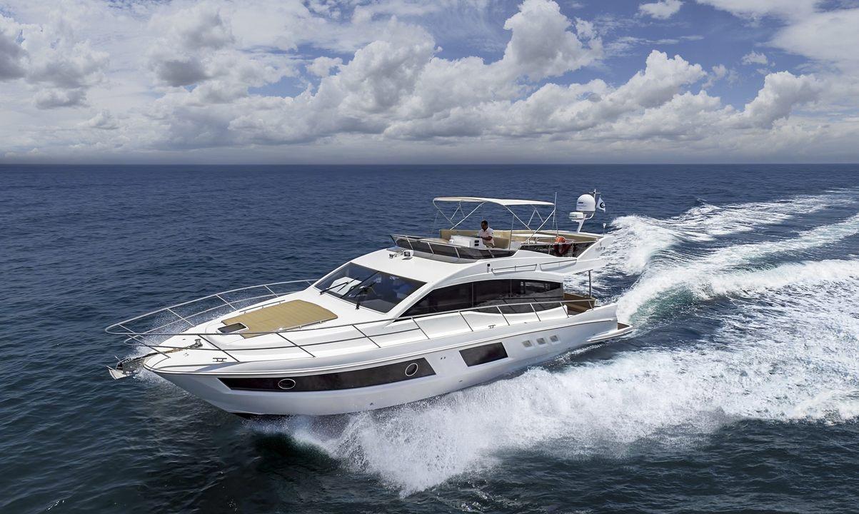 Gulf Craft Majesty 48