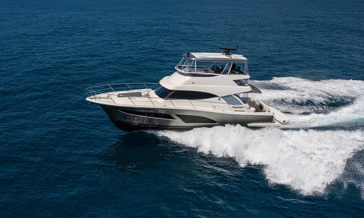 Riviera 46 Sport Motor Yacht