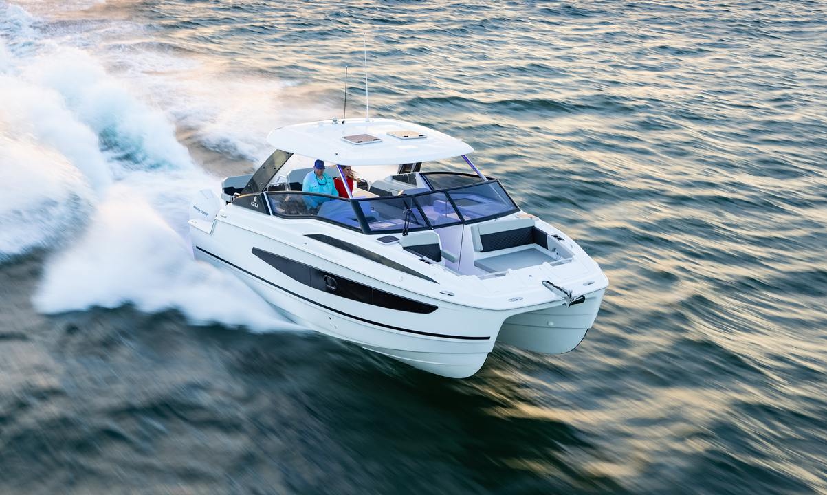 Aquila 32 Sport