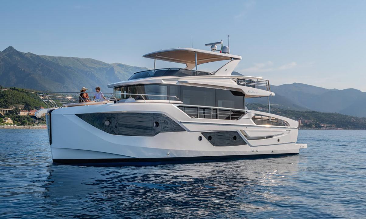 Absolute Navetta 62 