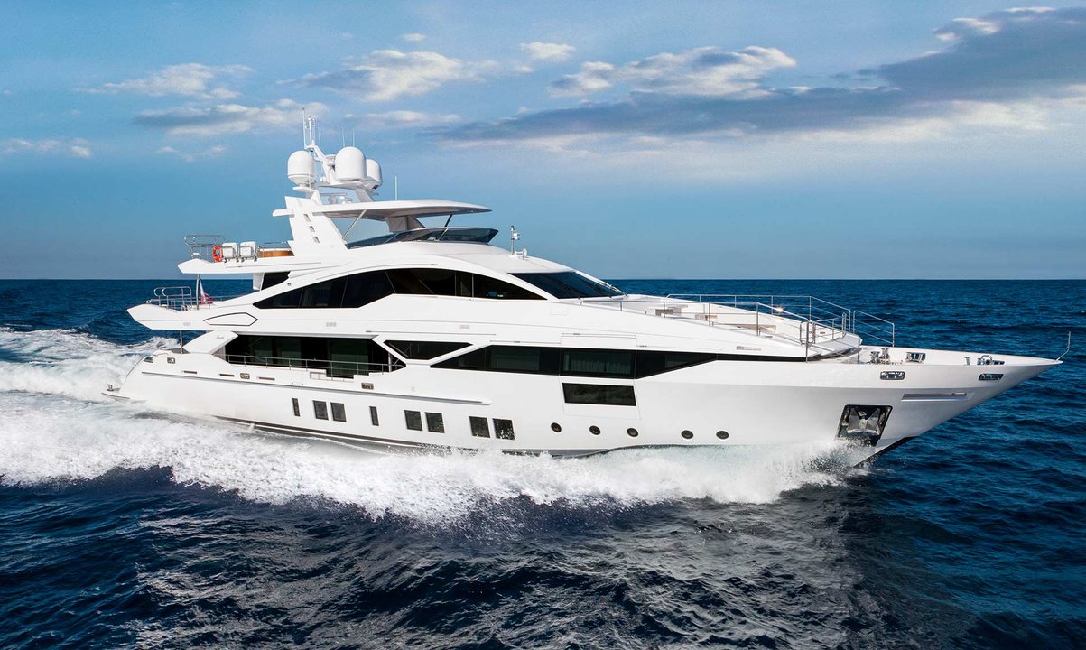 Benetti Fast 140'