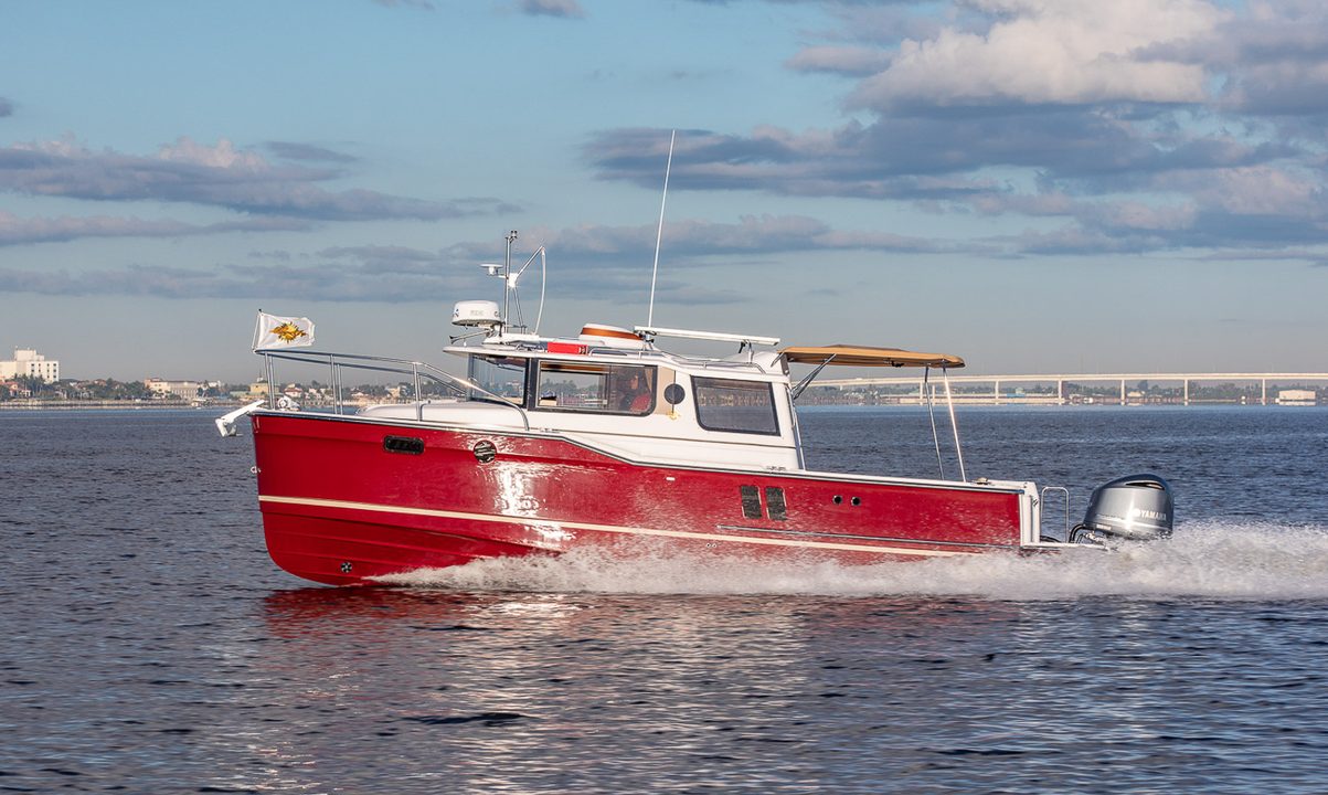 Ranger Tugs R-27