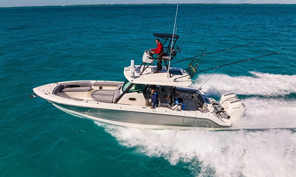 Boston Whaler 360 Outrage 