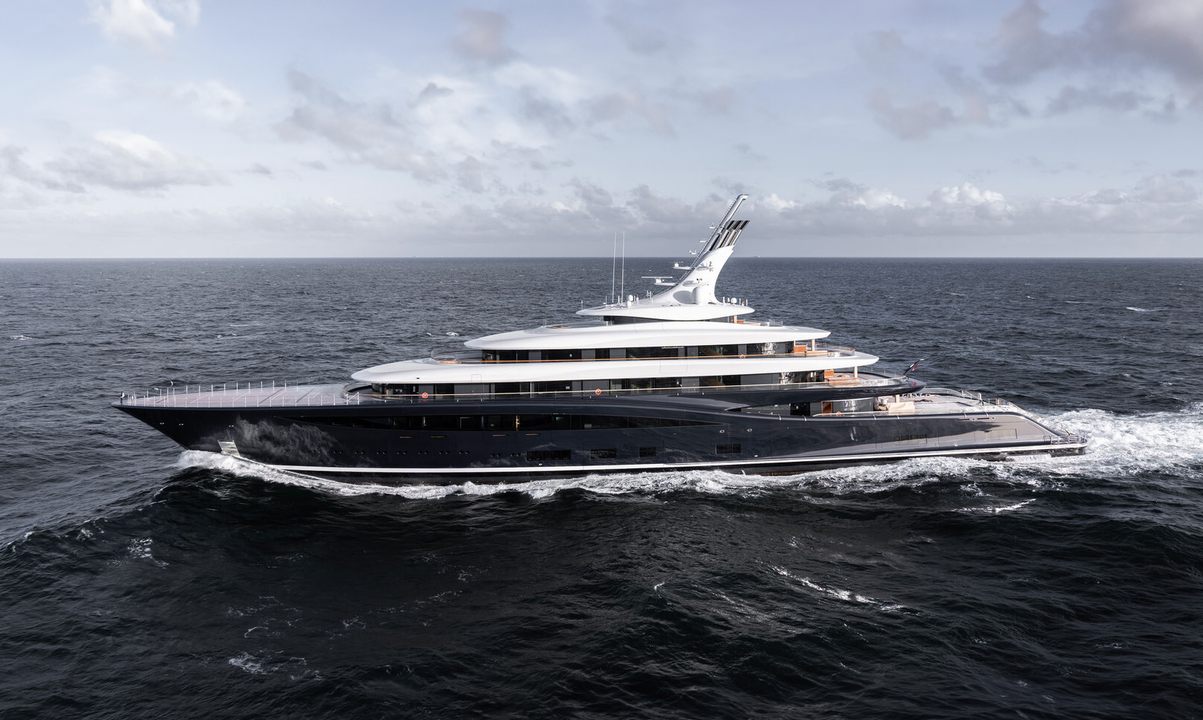 Side view of Breakthrough yacht for visual comparison