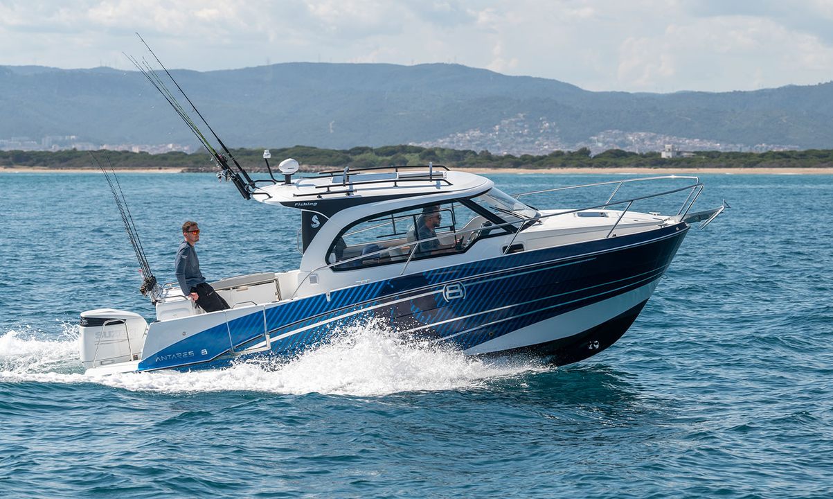 Beneteau Yachts Antares 8 Fishing 