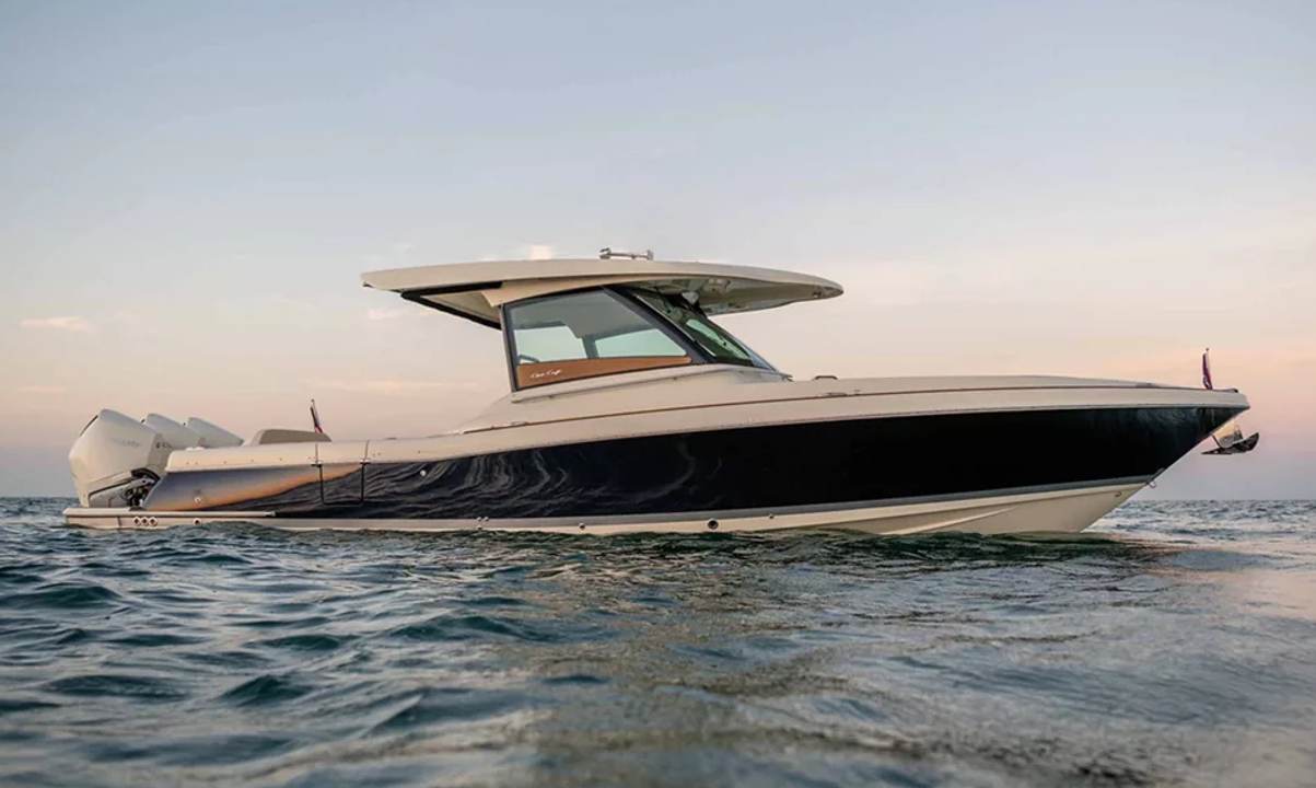 Chris Craft Calypso 35 