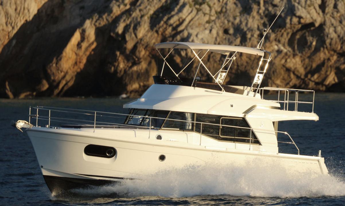 Beneteau Swift Trawler 35