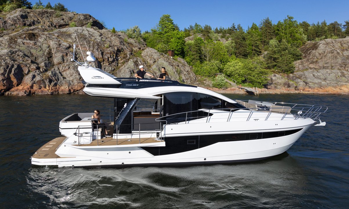 Galeon 470 Skydeck