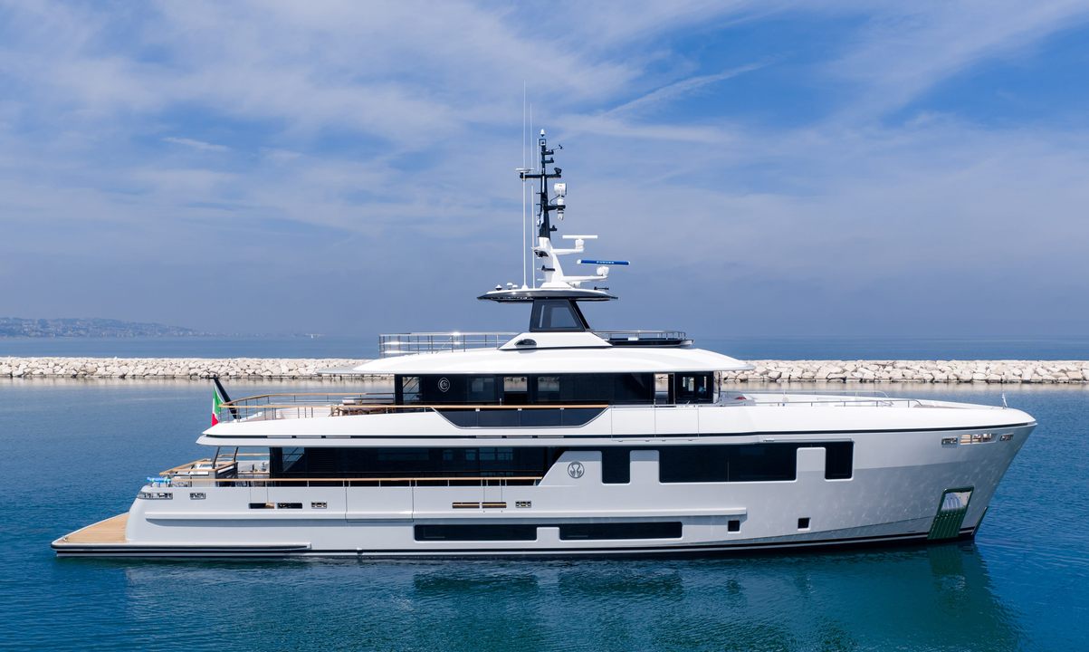 Cantiere delle Marche Deep Blue 115 