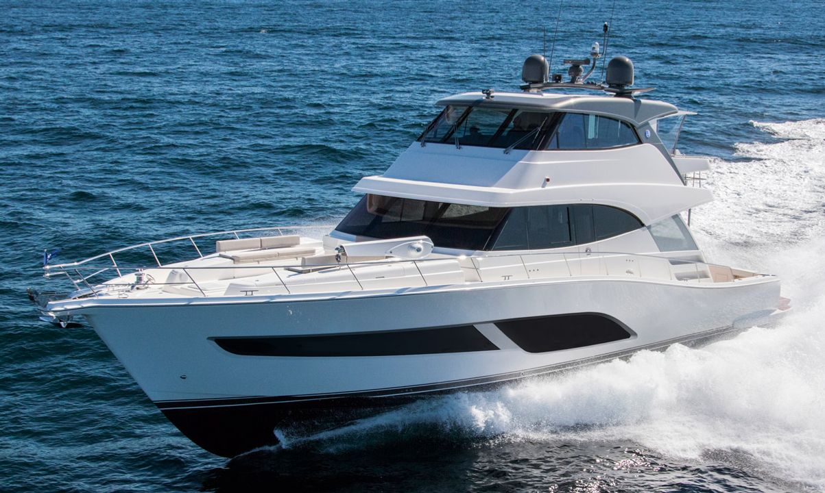 Riviera 68 Sport Motor Yacht Gen 2