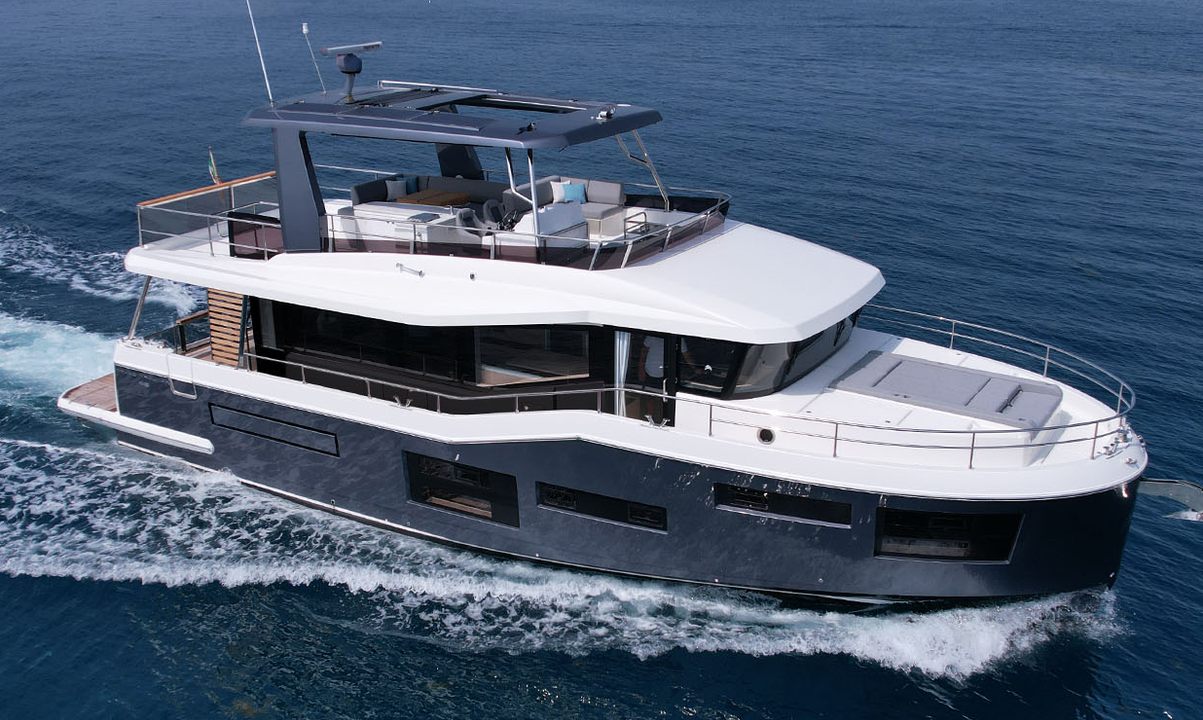 Beneteau Grand Trawler 63 