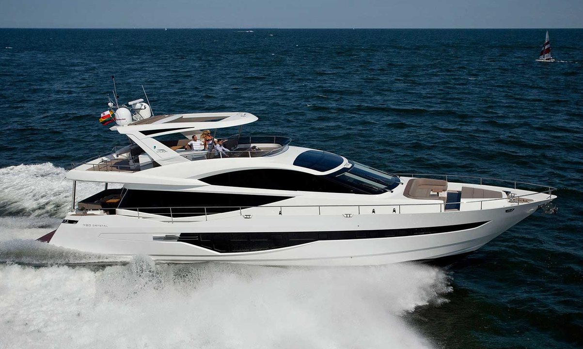 Galeon 780 Crystal